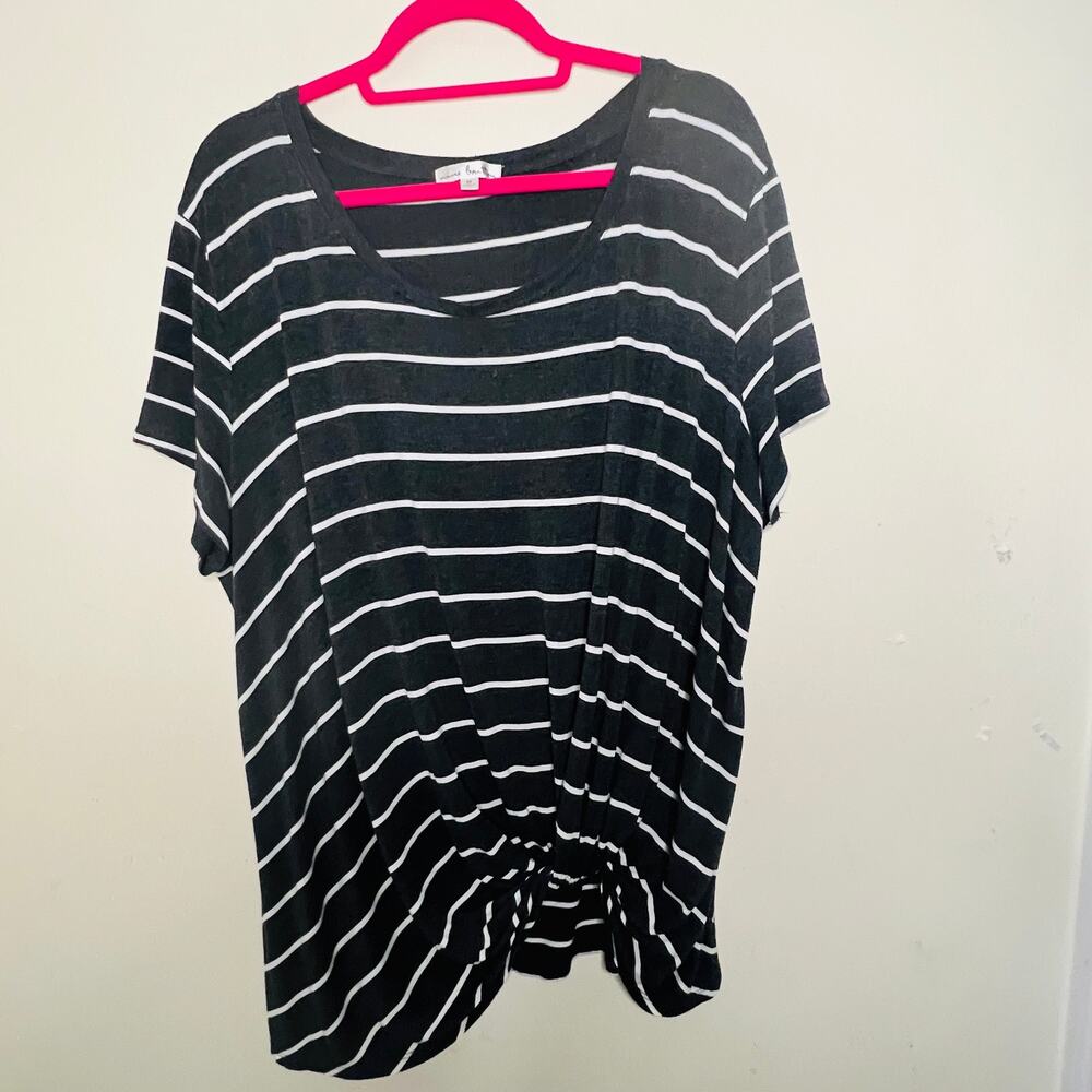 Nine Britton Striped T Shirt Size 2X Charcoal Gray White Front Ruching